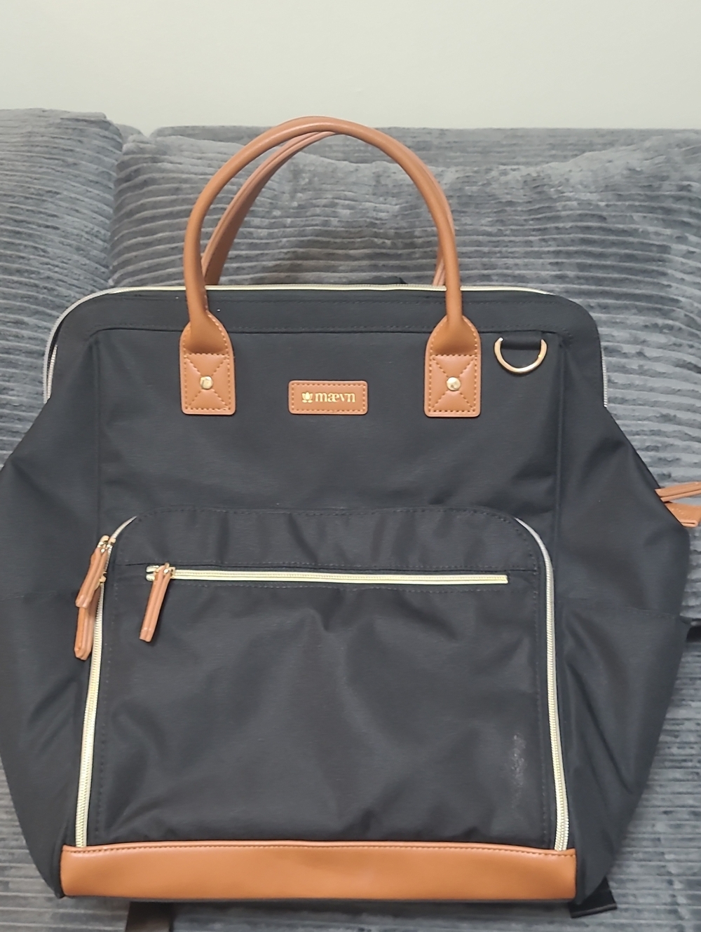 MAEVN Black & Tan Travel Tote Bag/Backpack